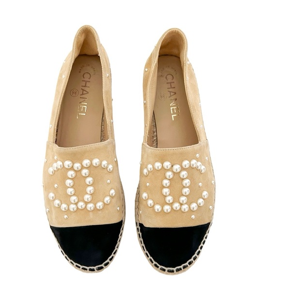 Chanel Beige Pearl Studded CC Logo Two Tone Black Cap Toe Suede Espadrilles 37 - Picture 2 of 11